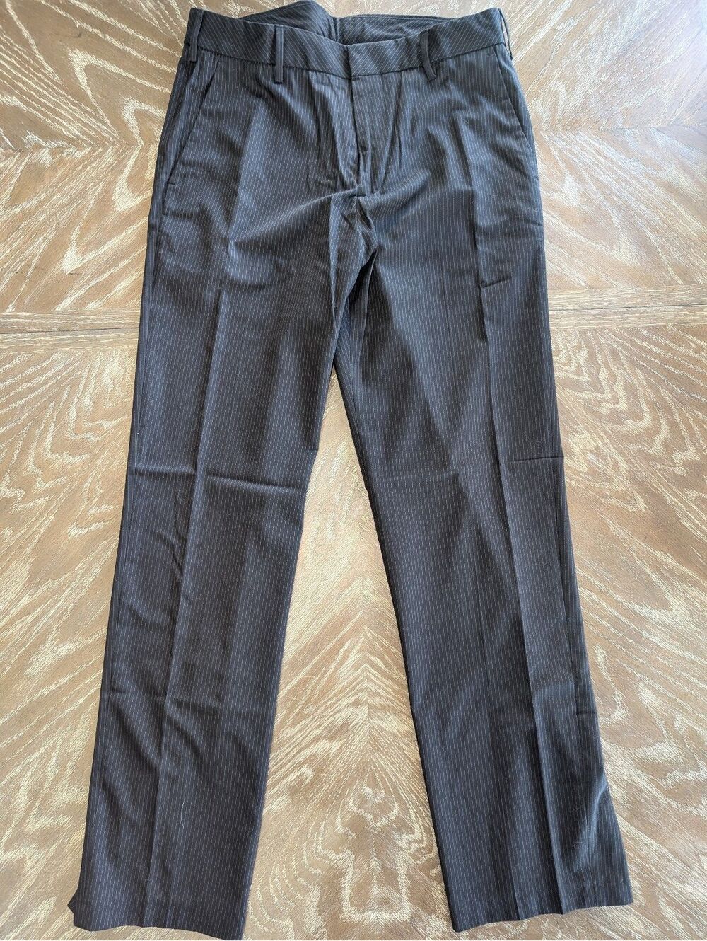 Van Heusen charcoal gray pinstripe dress pants 32x32